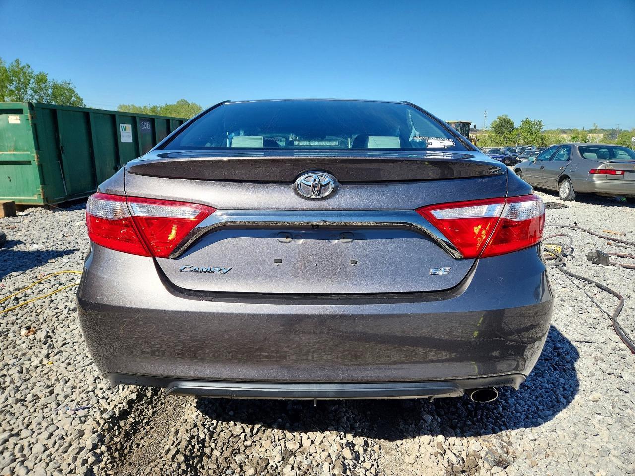 2016 Toyota Camry Se - Image 6