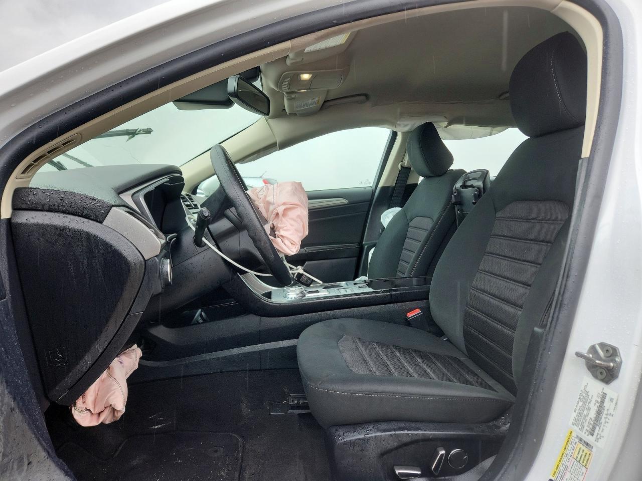 2020 Ford Fusion - Image 7