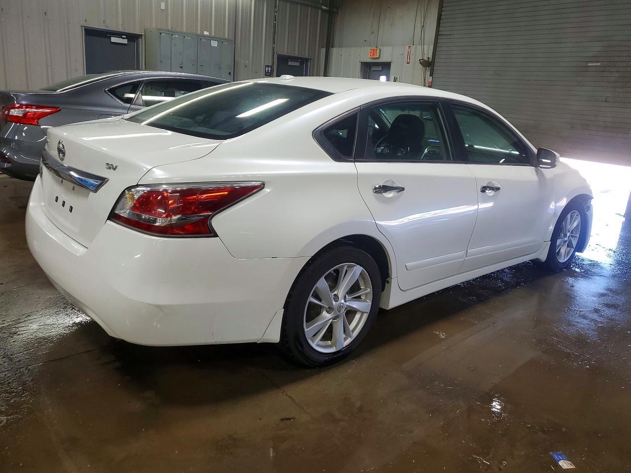 2015 Nissan Altima 2.5 Sv - Фото 3