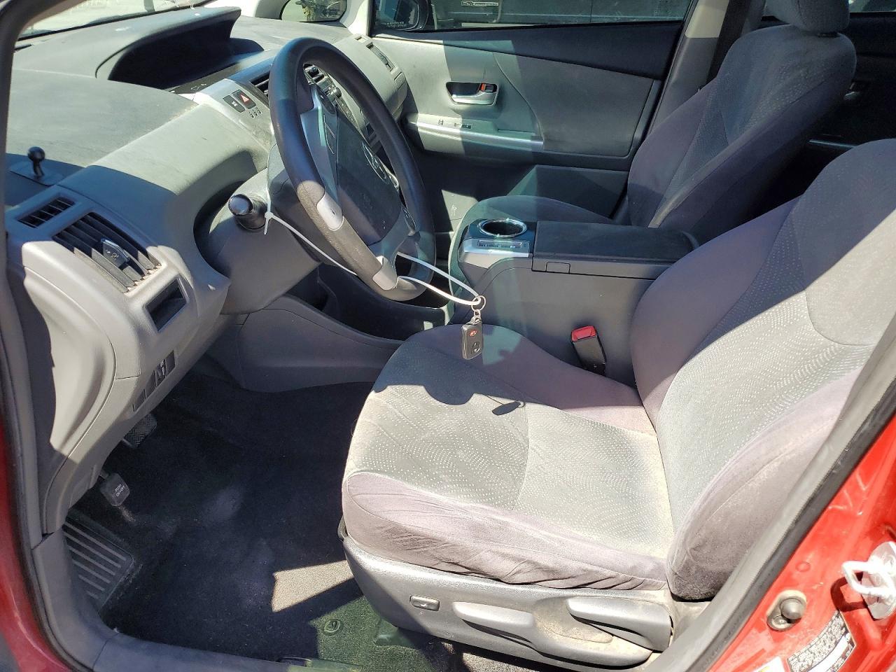 2012 Toyota Prius V Three - Image 7