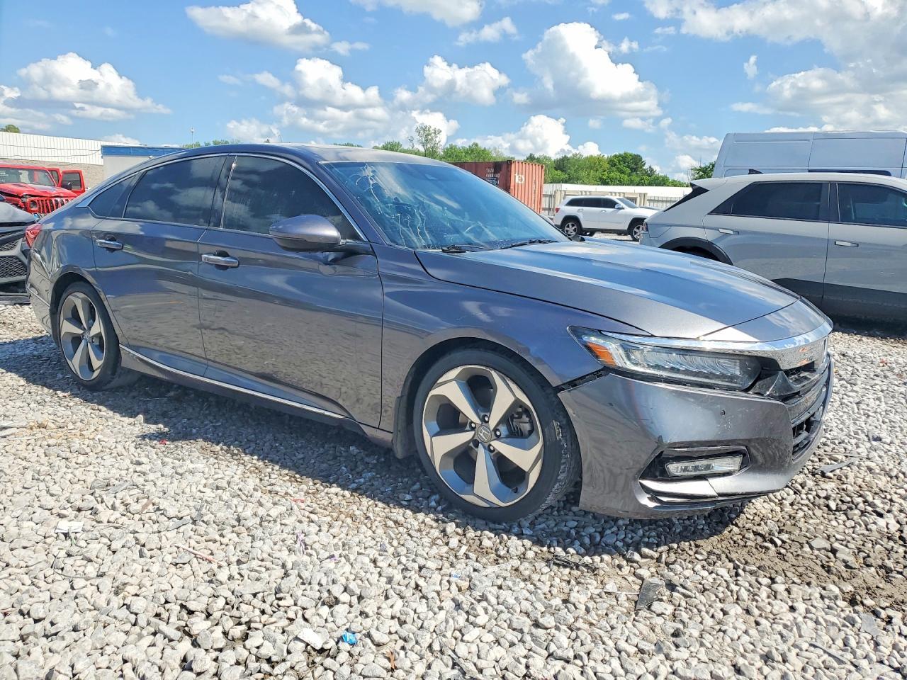 2018 Honda Accord Touring - Фото 4