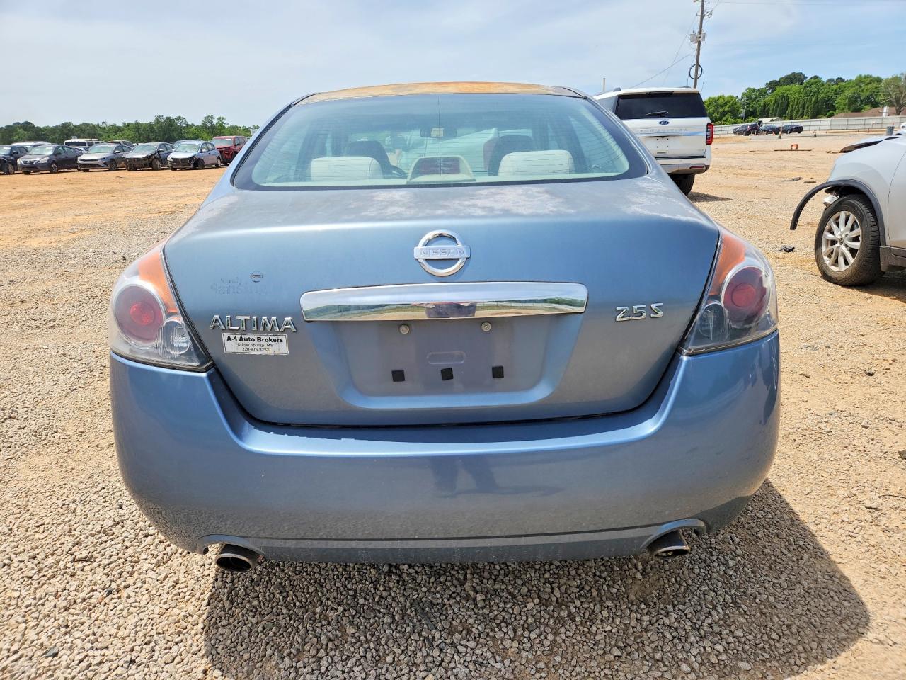2010 Nissan Altima - Image 6