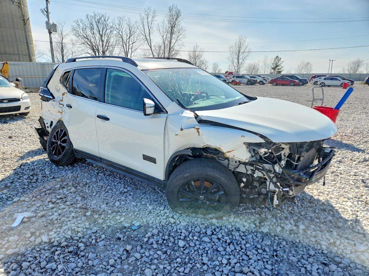 2017 Nissan Rogue Sv - Image 4