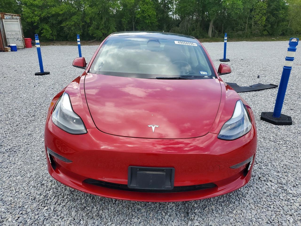 2022 Tesla Model 3 - Фото 5