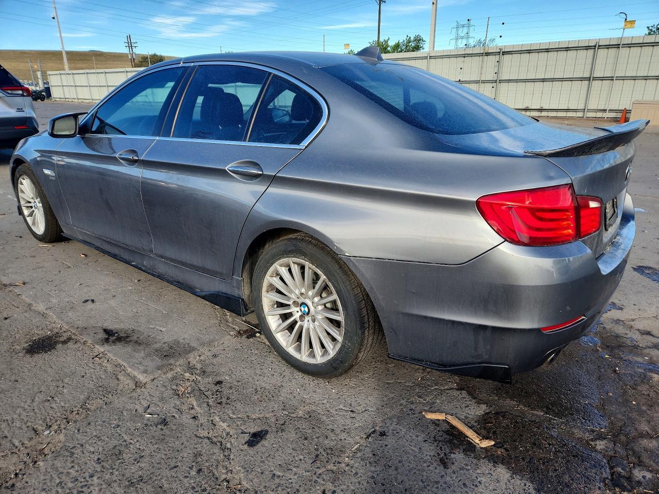2012 BMW 535 Xi - Фото 2