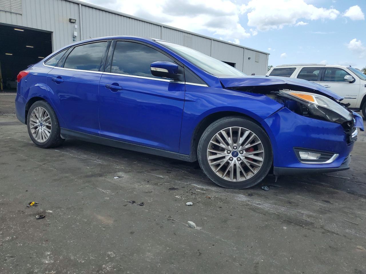 2015 Ford Focus Titanium - Image 4