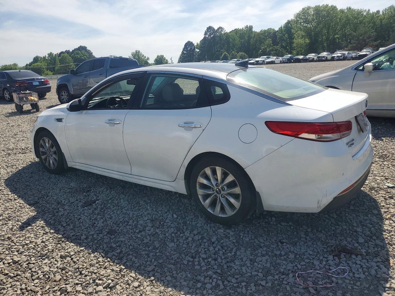 2018 Kia Optima Ex - Image 2