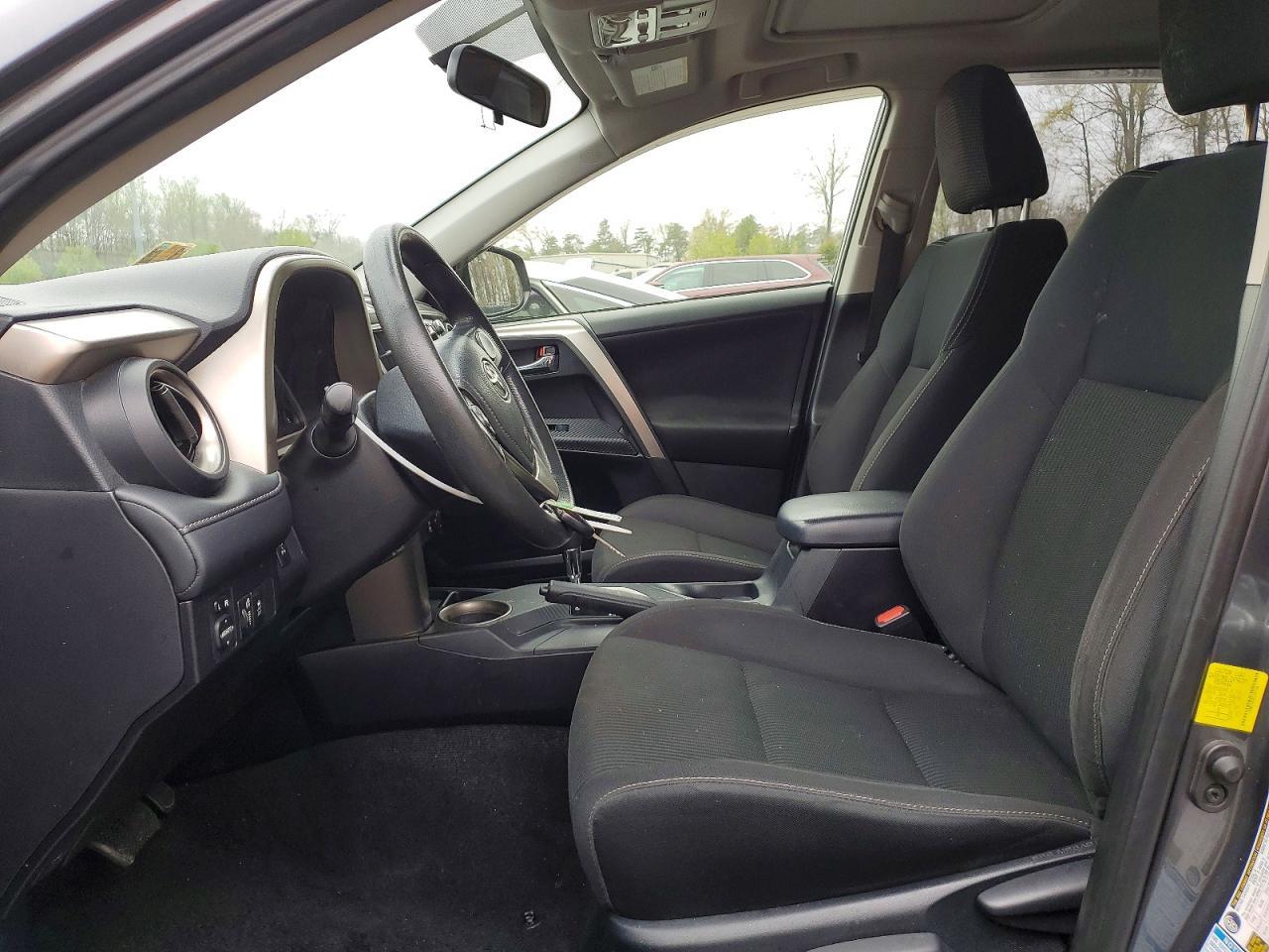 2015 Toyota Rav4 Xle - Image 7