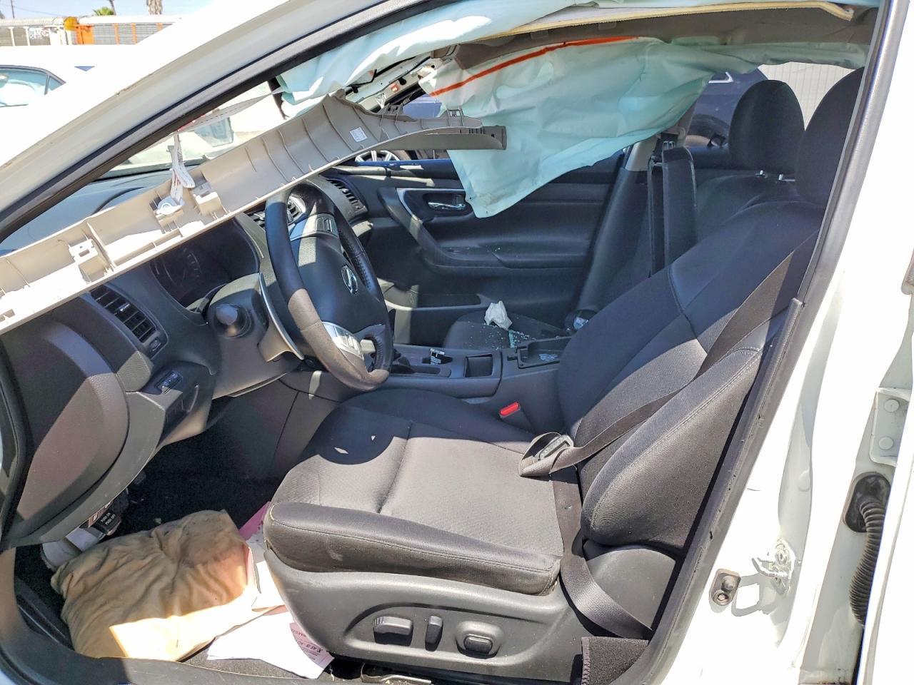 2017 Nissan Altima 2.5 Sr - Image 7