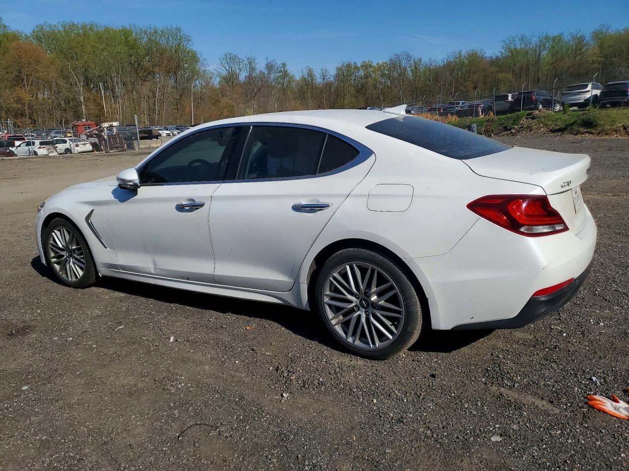 2021 Genesis G70 2.0T - Image 2