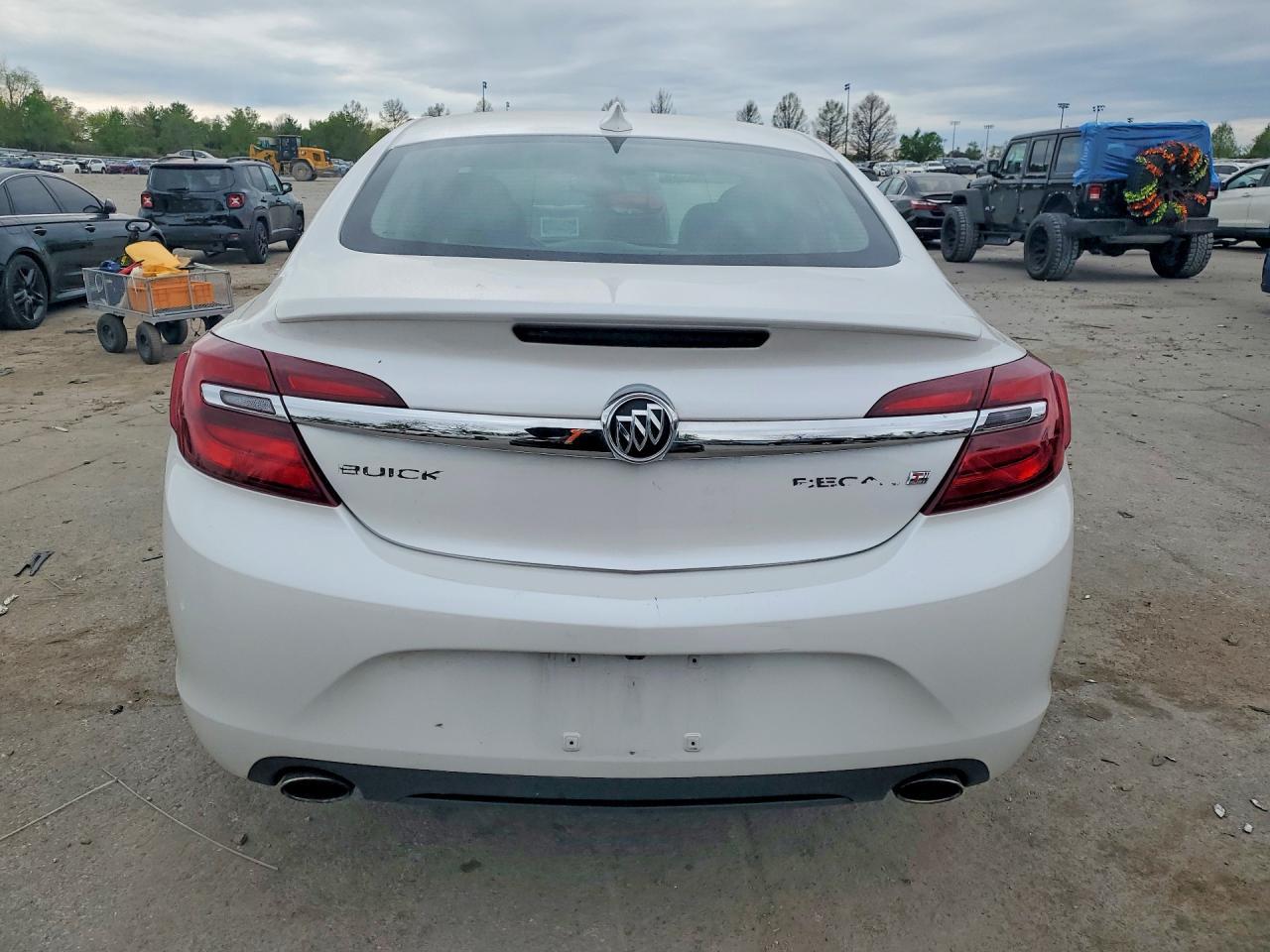 2017 Buick Regal Sport Touring - Фото 6