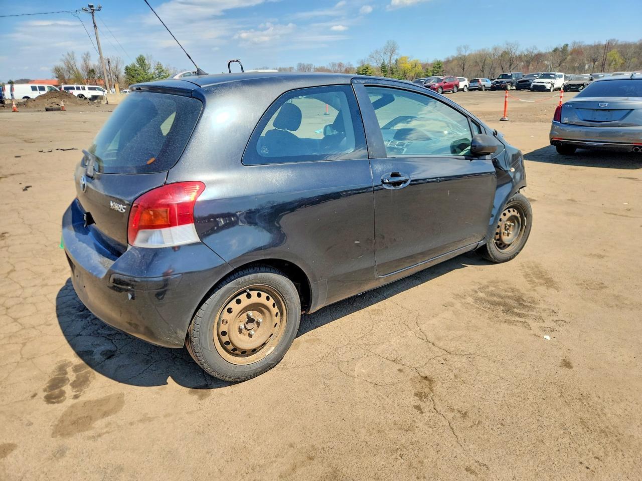 2009 Toyota Yaris Base - Image 3