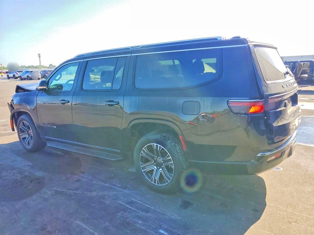 2024 Jeep Wagoneer L Series Ii - Фото 2