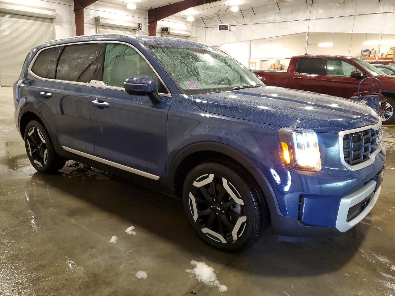 2024 Kia Telluride Ex Awd - Image 4