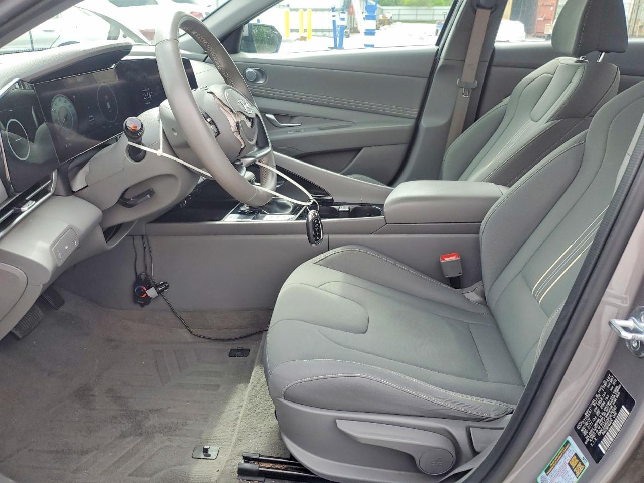 2023 Hyundai Elantra Sel - Фото 7