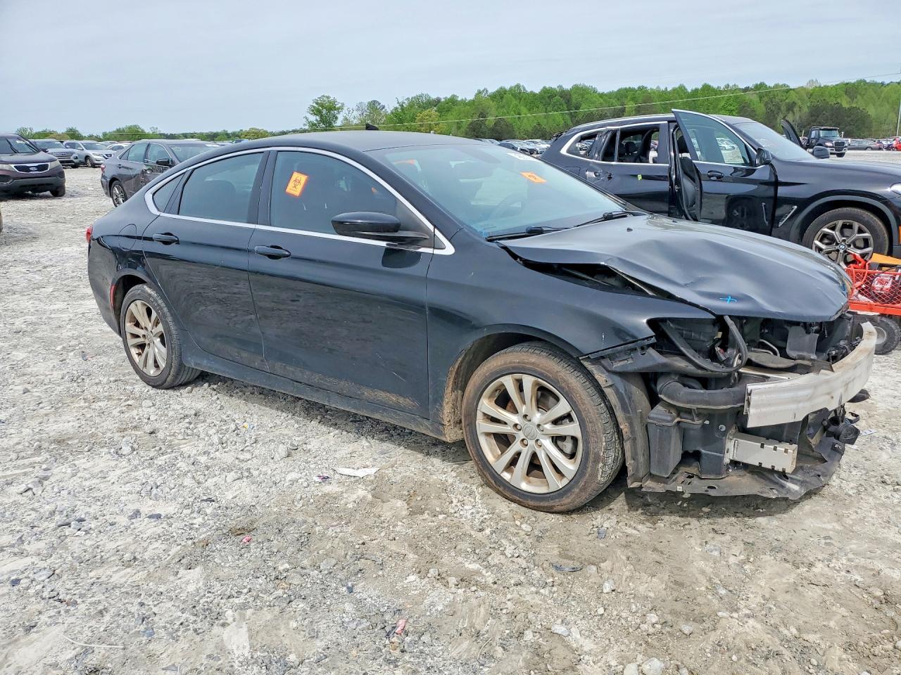 2015 Chrysler 200 Limited - Фото 4