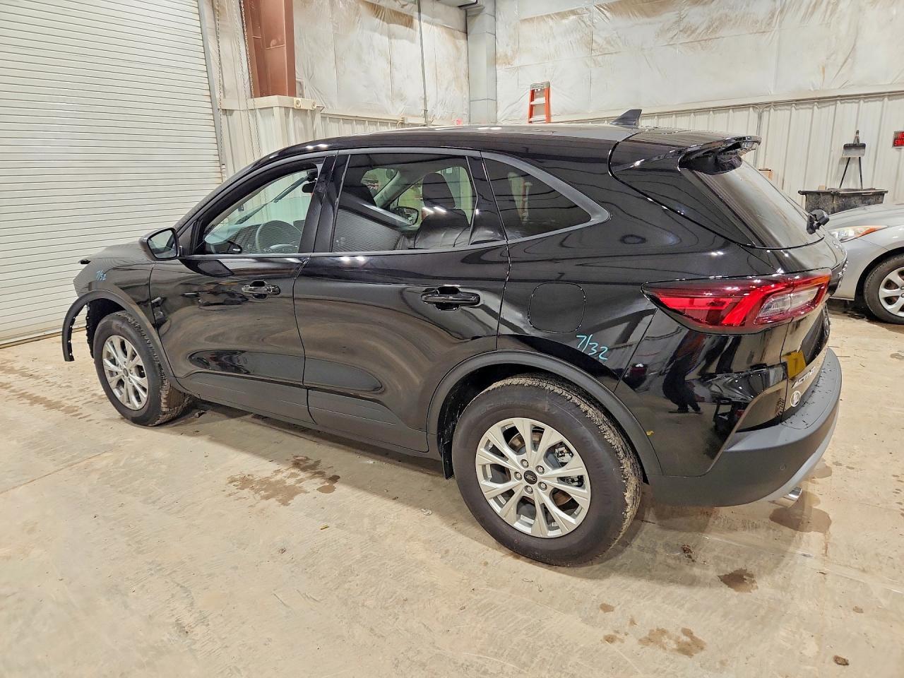 2026 Ford Escape Active - Фото 2