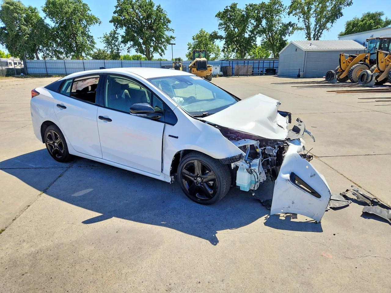 2022 Toyota Prius Nightshade - Image 4