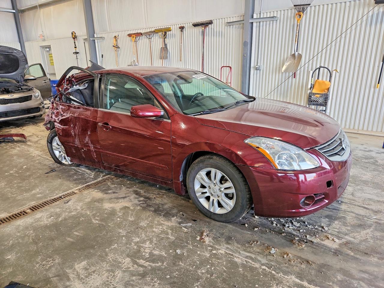 2012 Nissan Altima 2.5 - Image 4