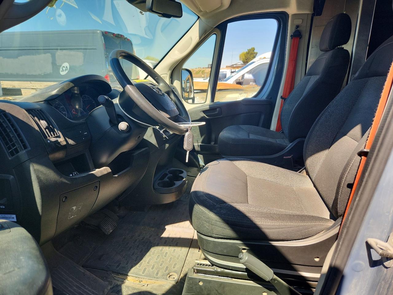 2021 Ram Promaster 3500 Delivery Van - Фото 7