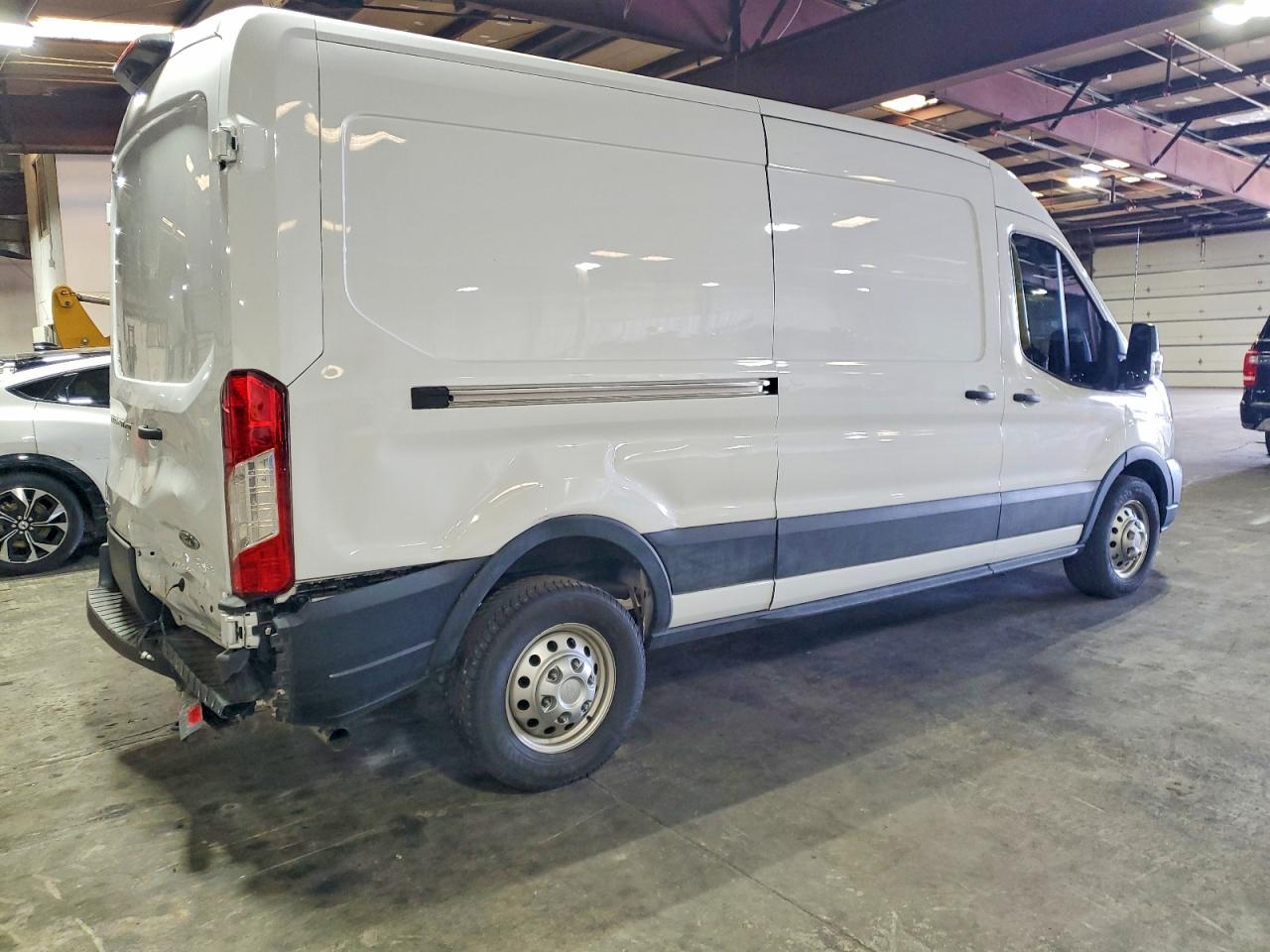 2023 Ford Transit T-250 - Image 3