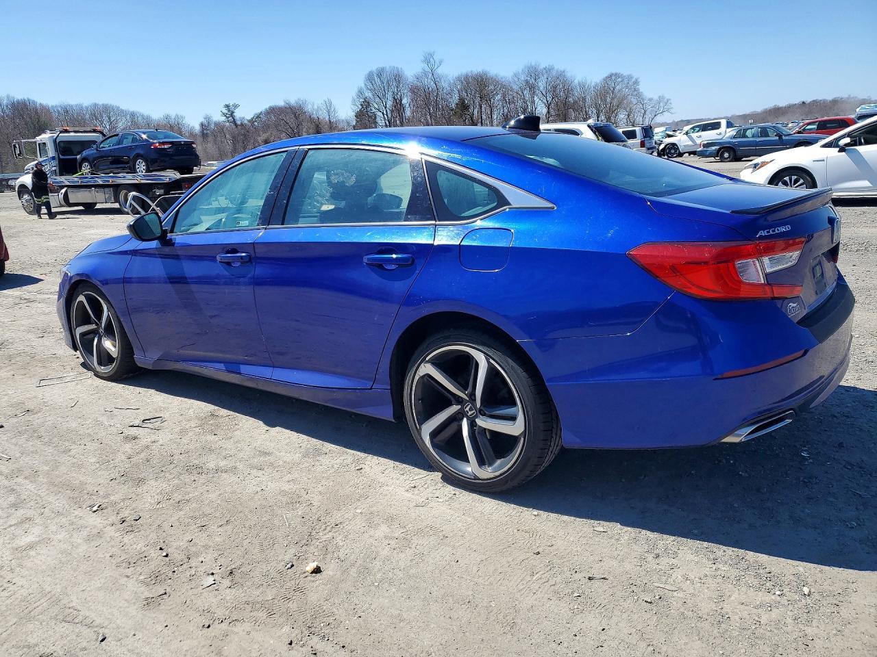 2021 Honda Accord Sport - Фото 2