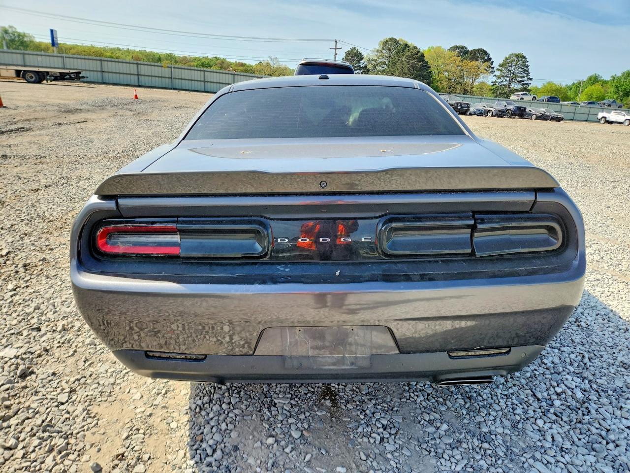 2019 Dodge Challenger R - Image 6