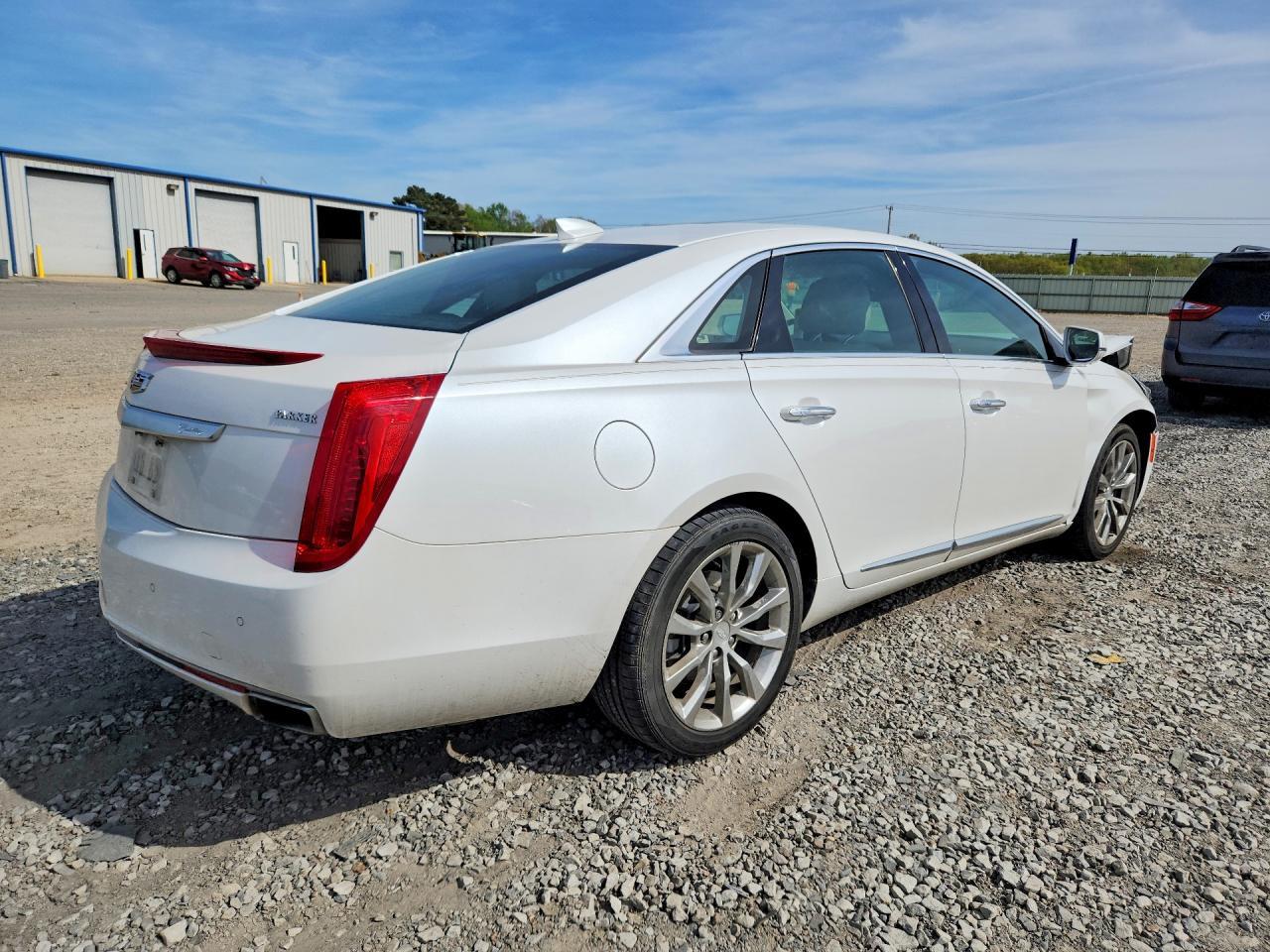 2016 Cadillac Xts Luxury Collection - Фото 3