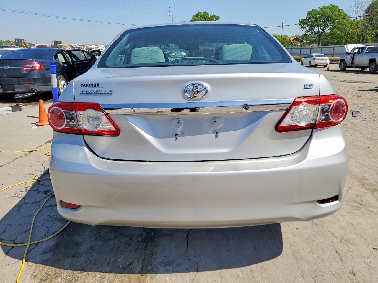 2013 Toyota Corolla Le - Фото 6