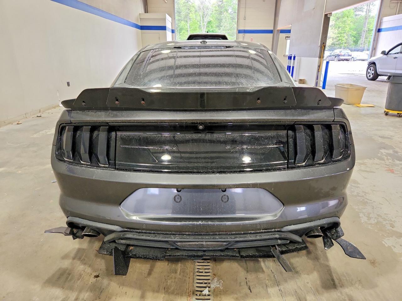 2019 Ford Mustang - Фото 6