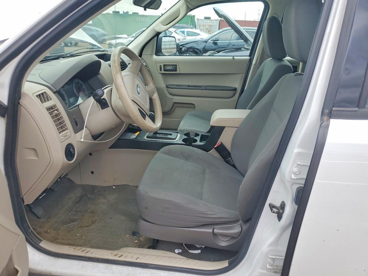 2009 Ford Escape Xls - Image 7