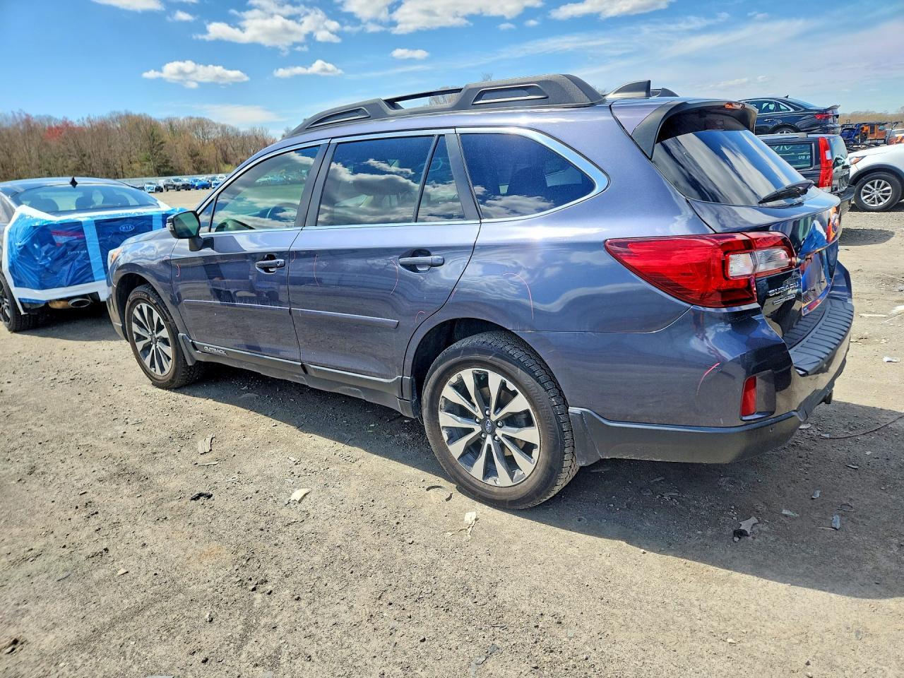2017 Subaru Outback 3.6R Limited - Фото 2
