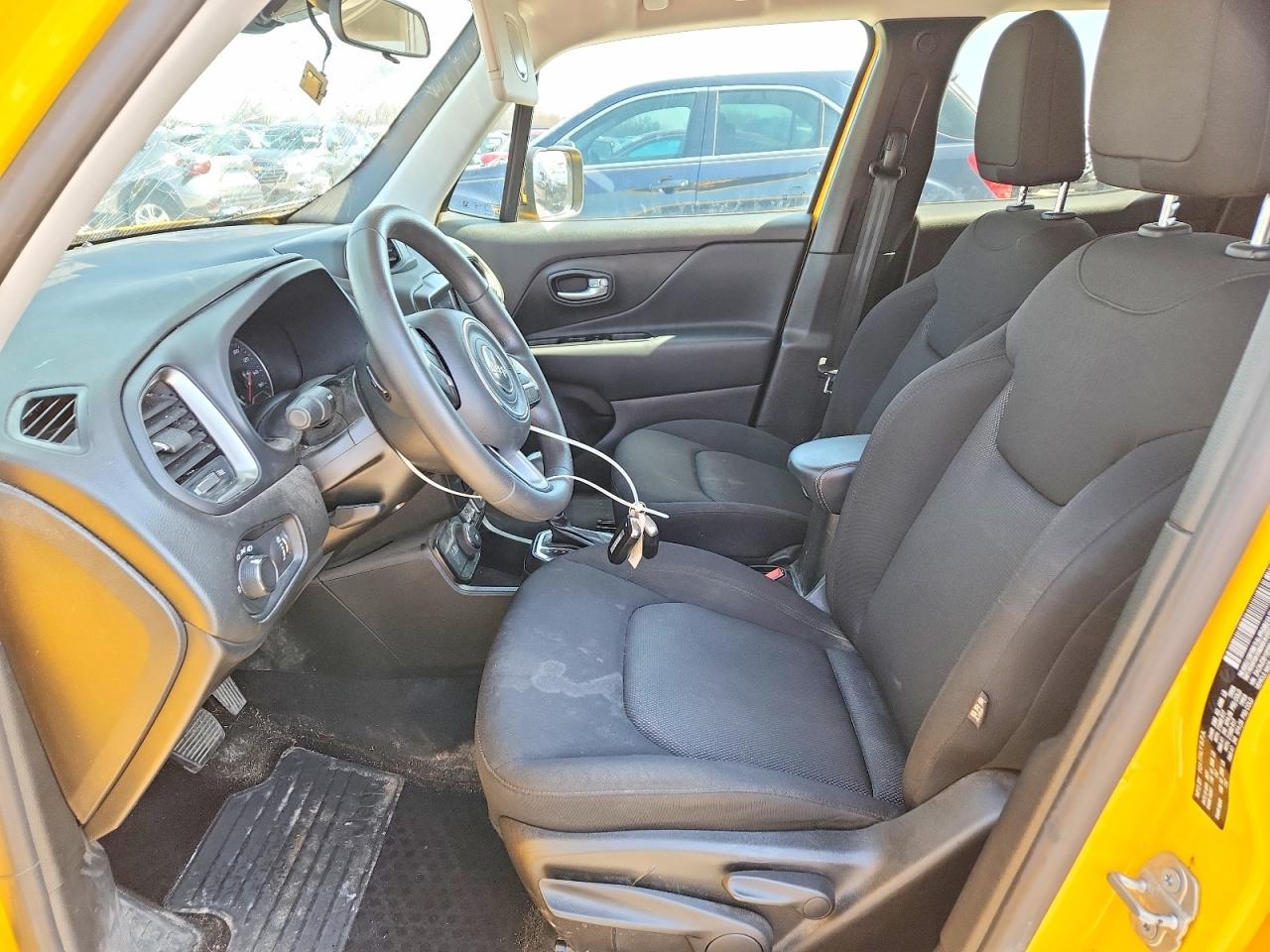 2023 Jeep Renegade Latitude - Фото 7
