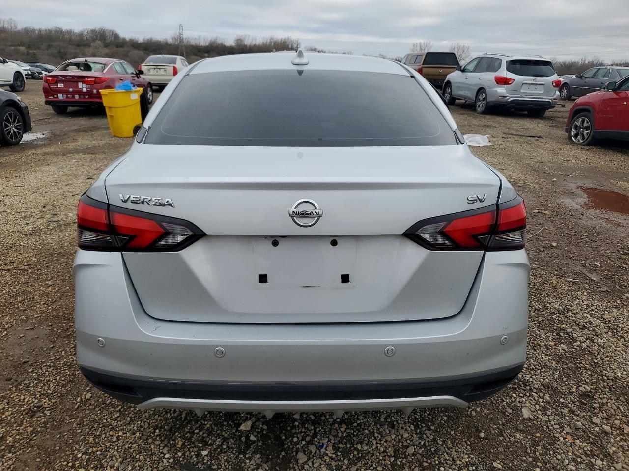 2020 Nissan Versa Sv - Фото 6