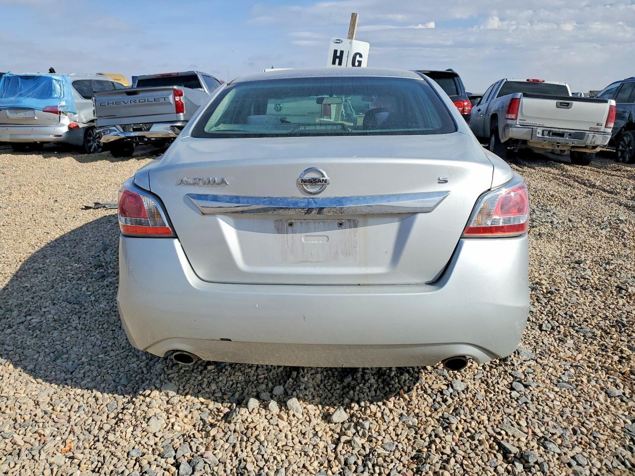2015 Nissan Altima 2.5 S - Фото 6