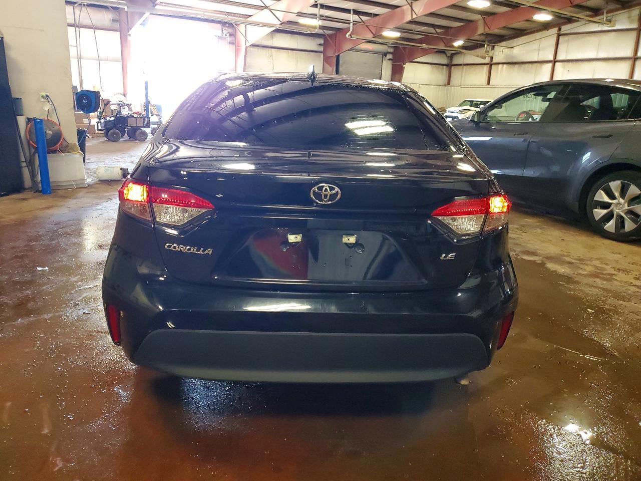 2023 Toyota Corolla Le - Image 6