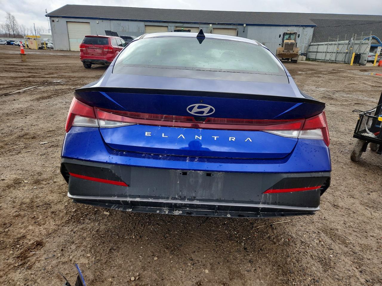 2025 Hyundai Elantra Sel Sport - Фото 6
