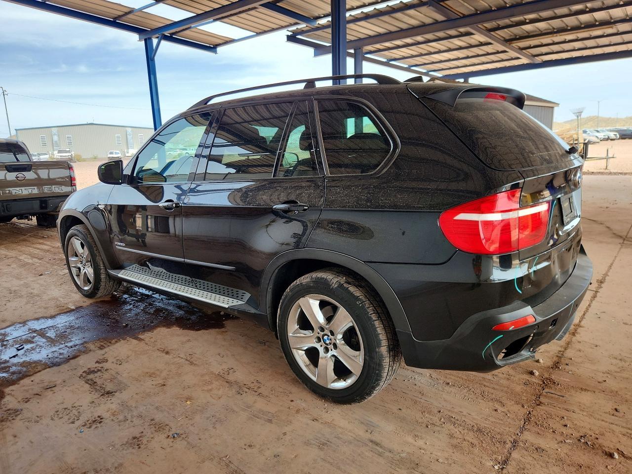 2010 BMW X5 xDrive30I - Фото 2