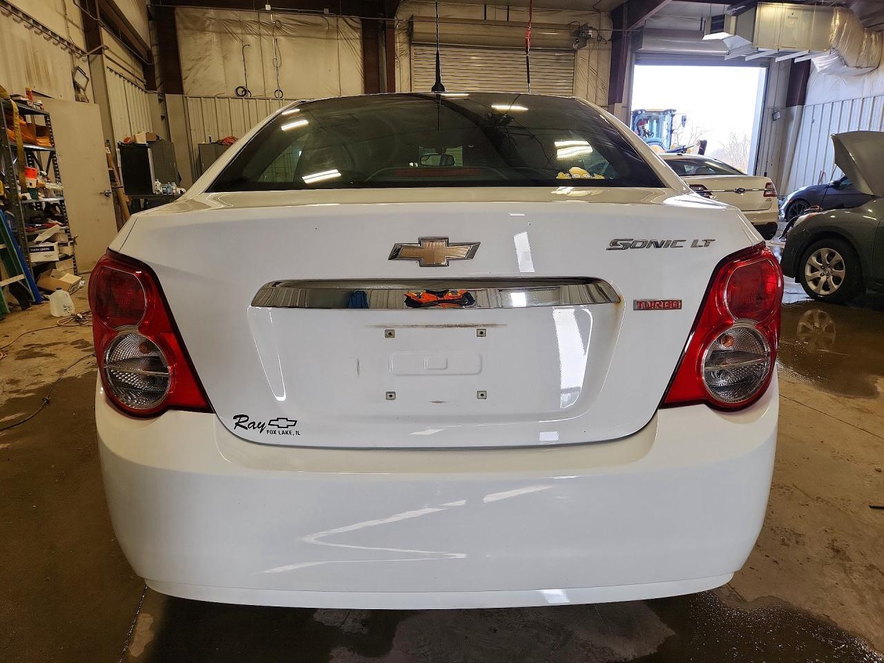 2014 Chevrolet Sonic Lt - Фото 6
