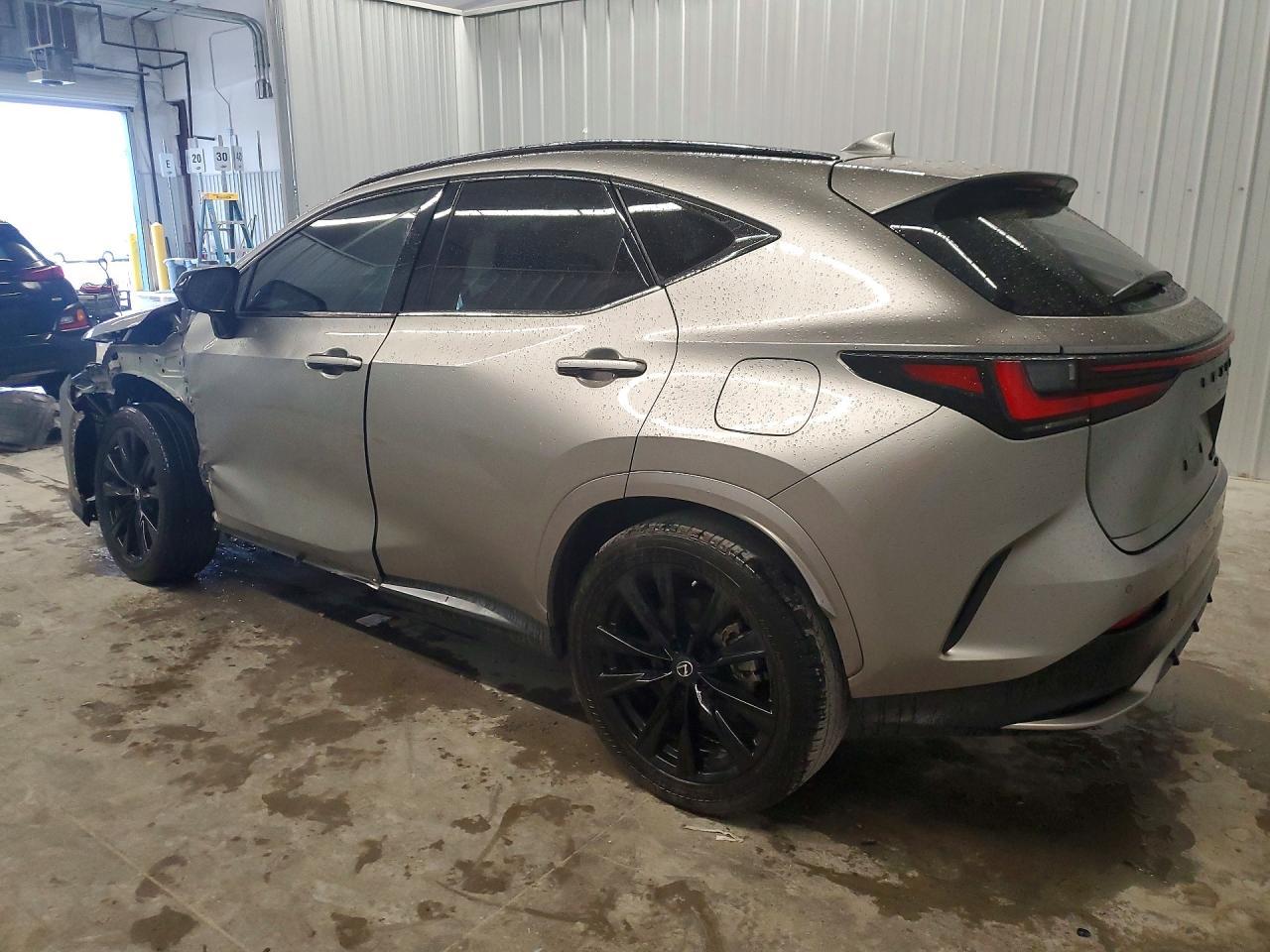 2022 Lexus Nx 350 - Image 2