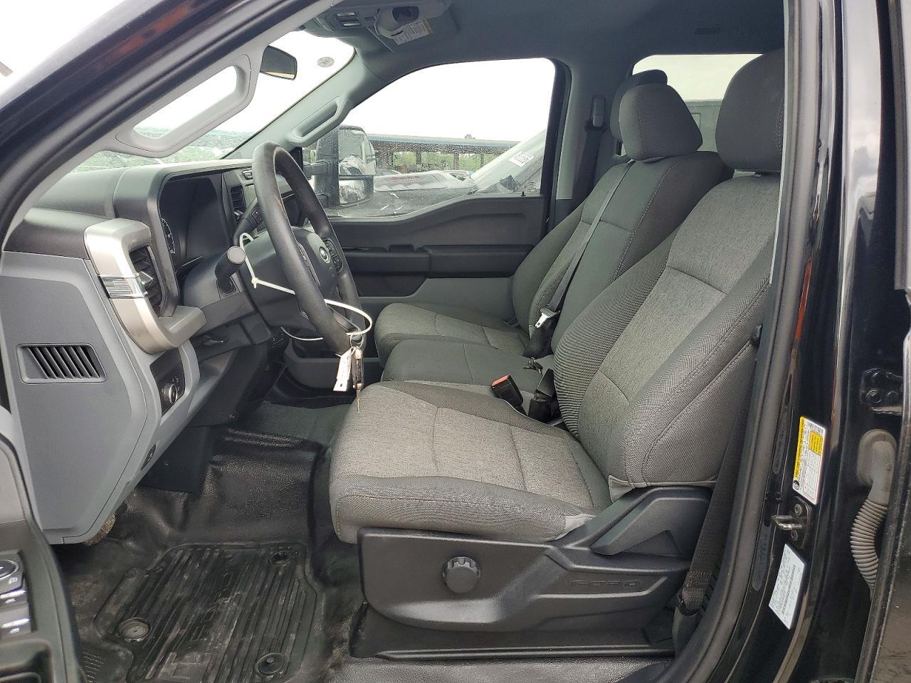 2024 Ford F250 Super Duty - Фото 7