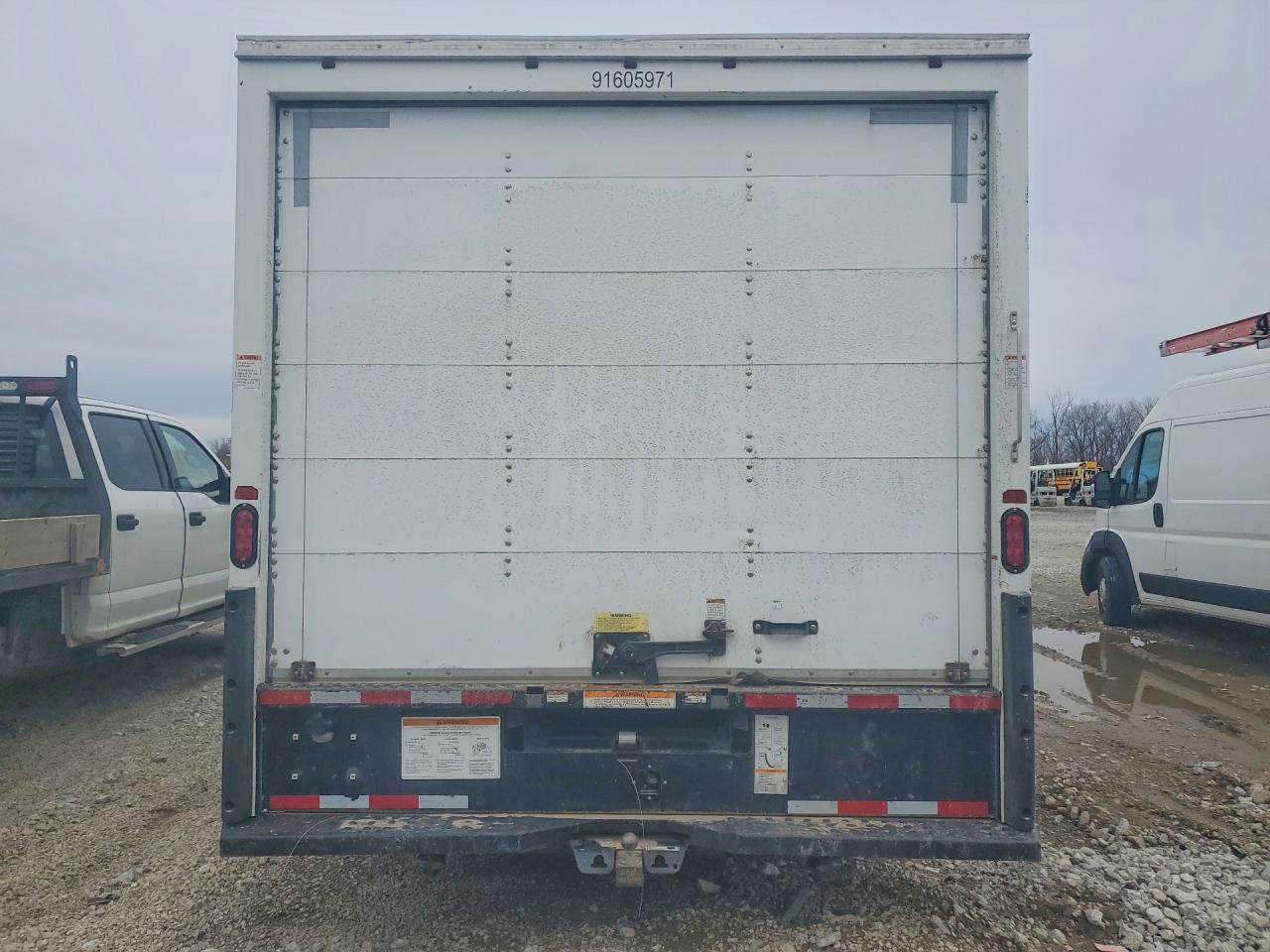 2017 Ford E350 Box Truck - Image 6