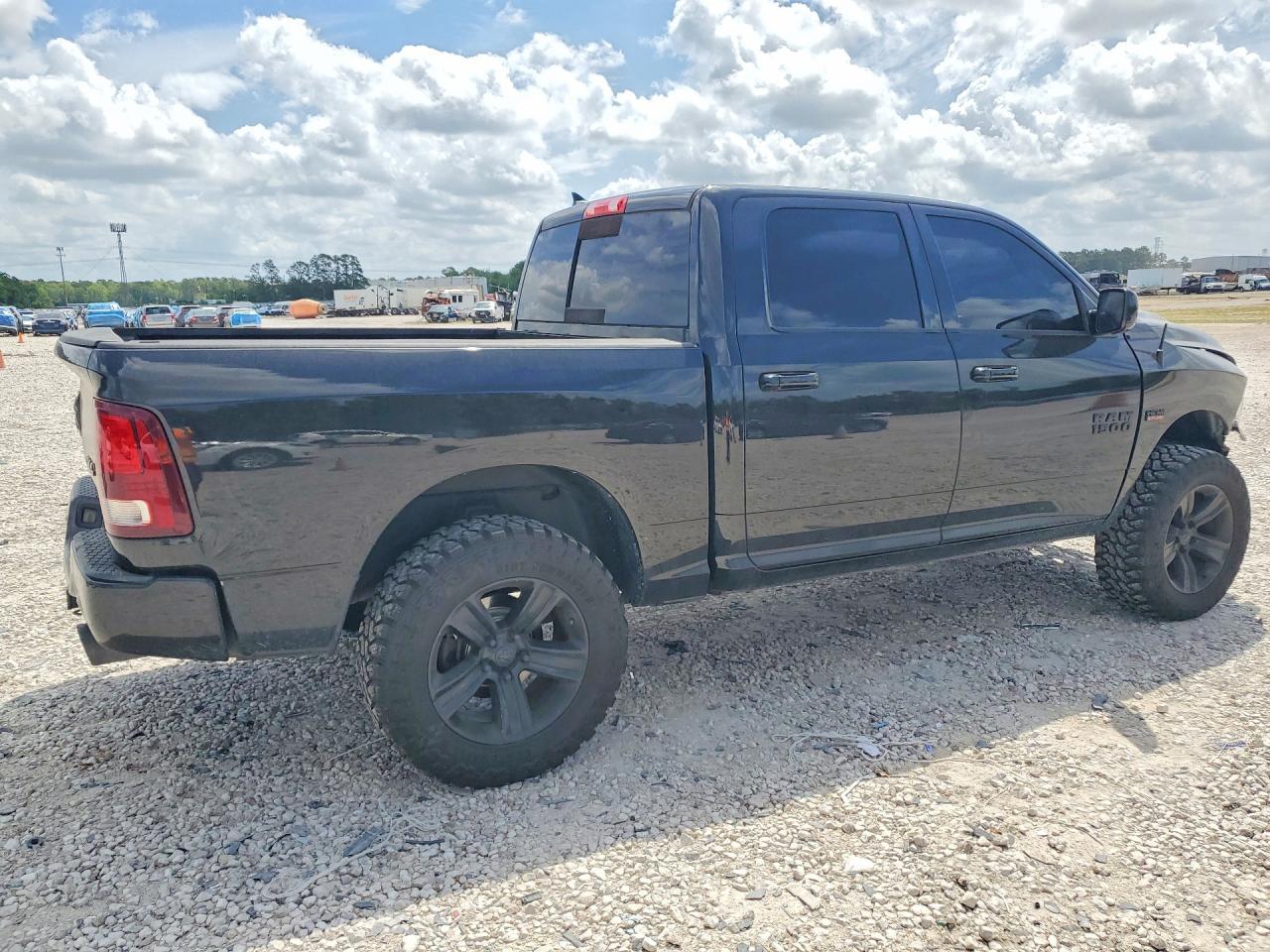 2016 Ram 1500 Sport - Фото 3