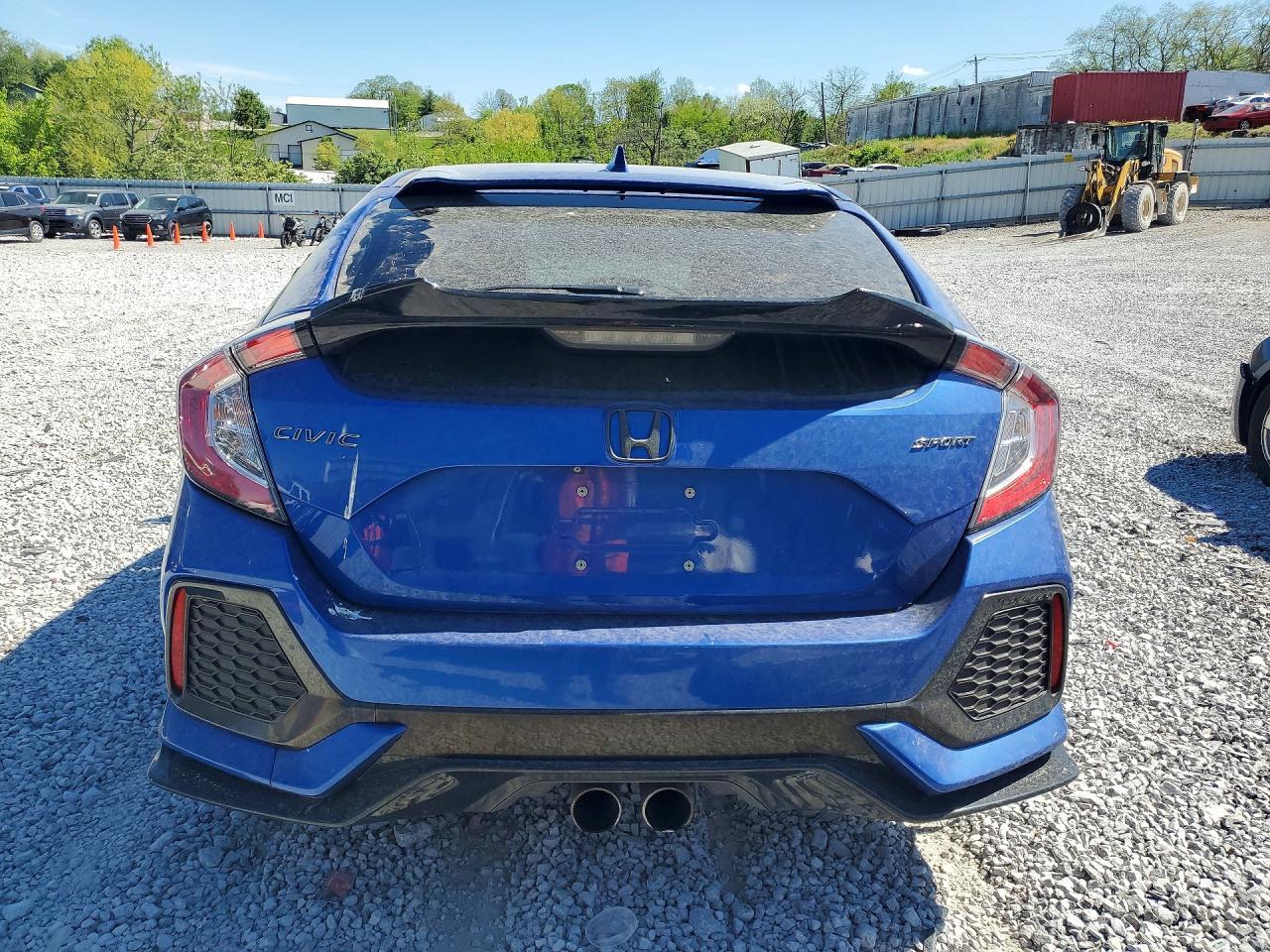 2018 Honda Civic Sport - Image 6