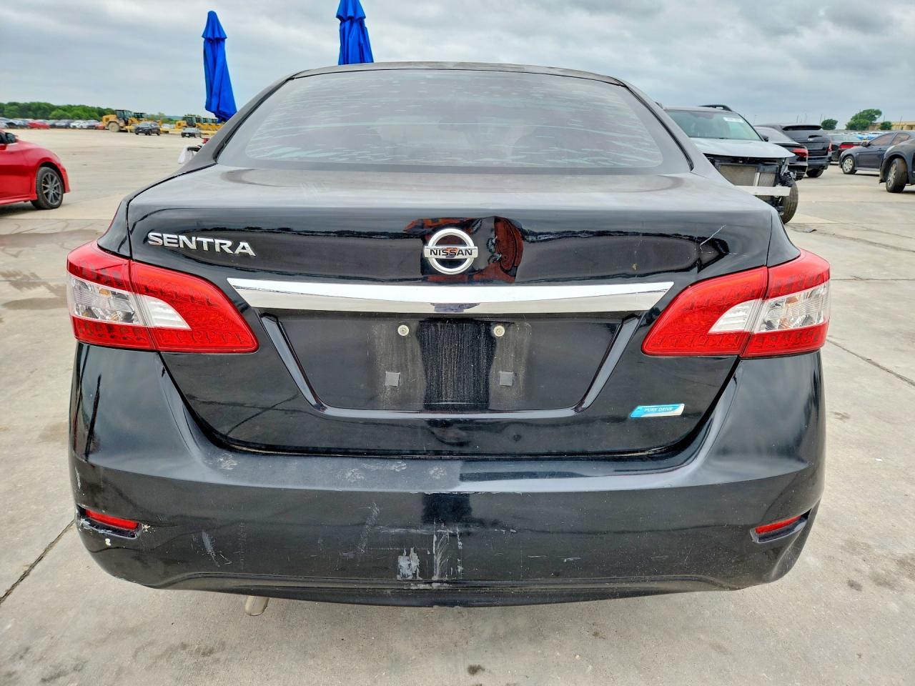 2013 Nissan Sentra - Image 6