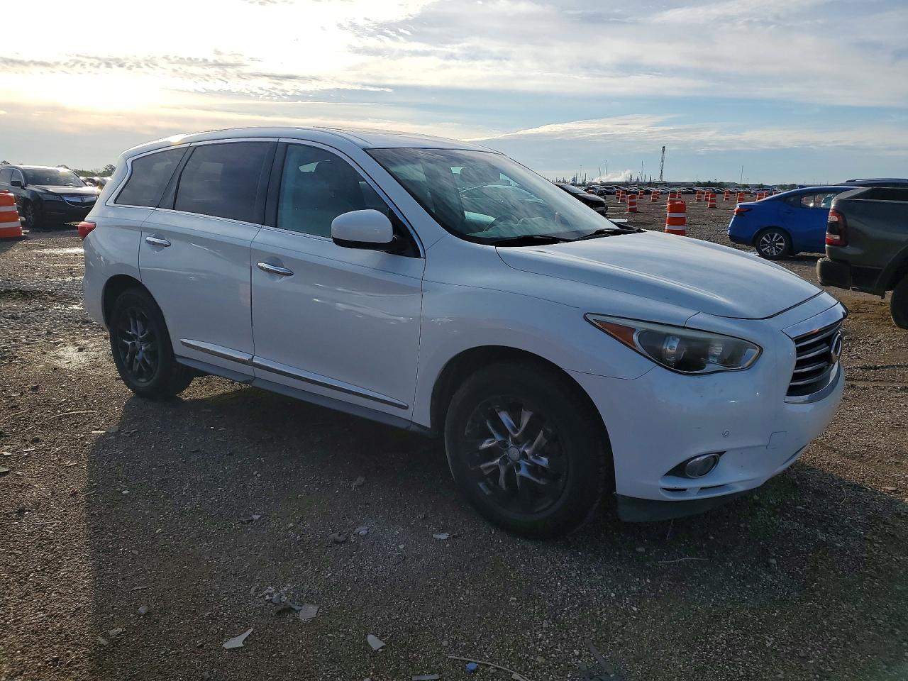 2013 Infiniti Jx35 Base - Image 4