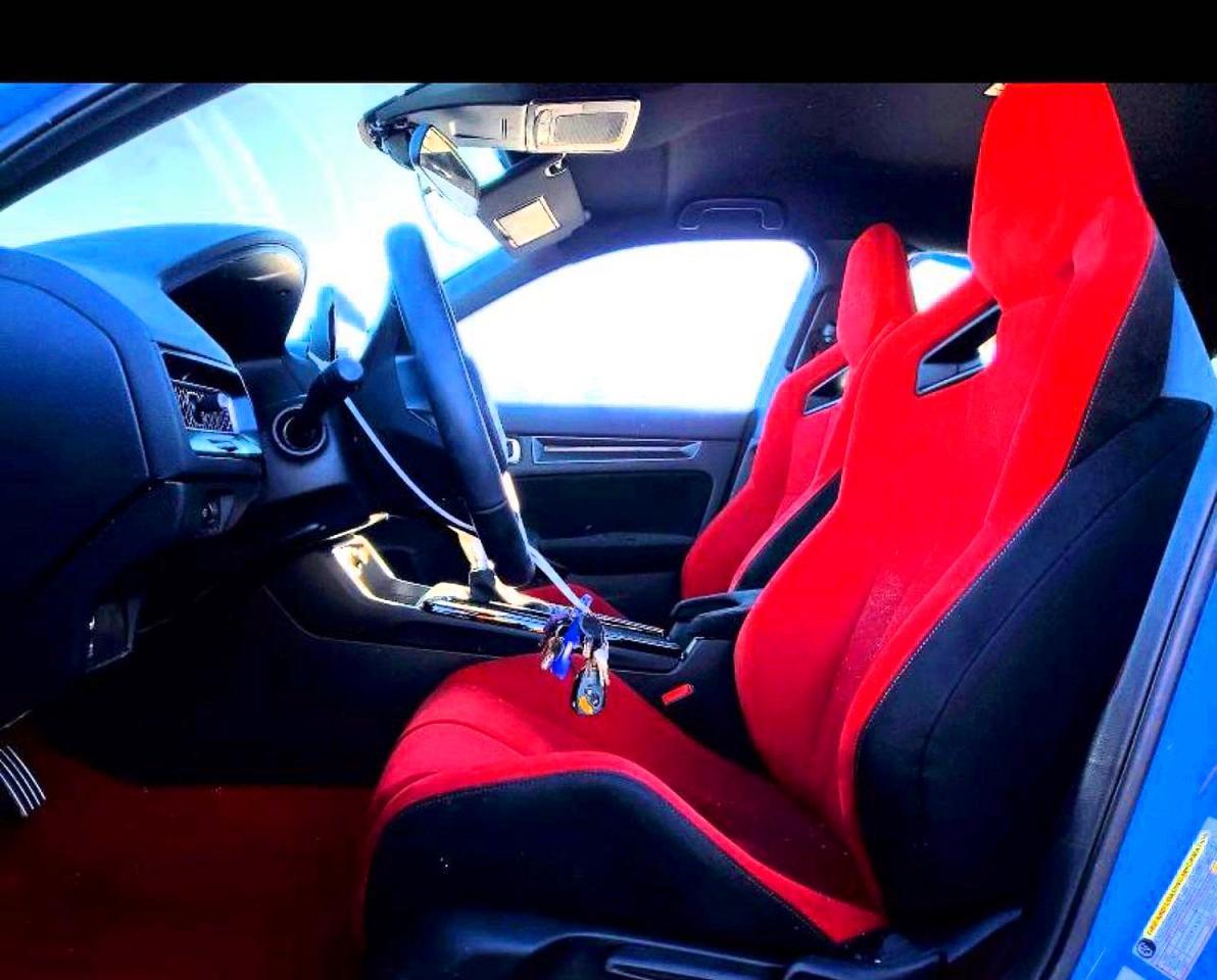 2025 Honda Civic Type-R - Image 5