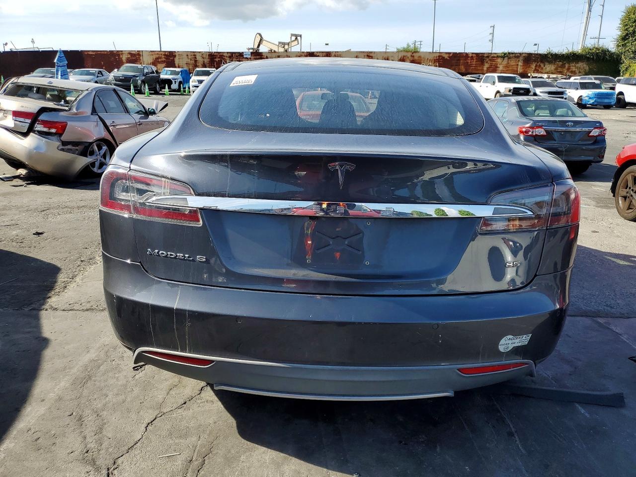 2015 Tesla Model S 85 - Фото 6