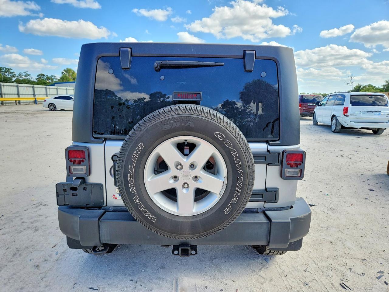 2017 Jeep Wrangler Unlimited Sport - Фото 6