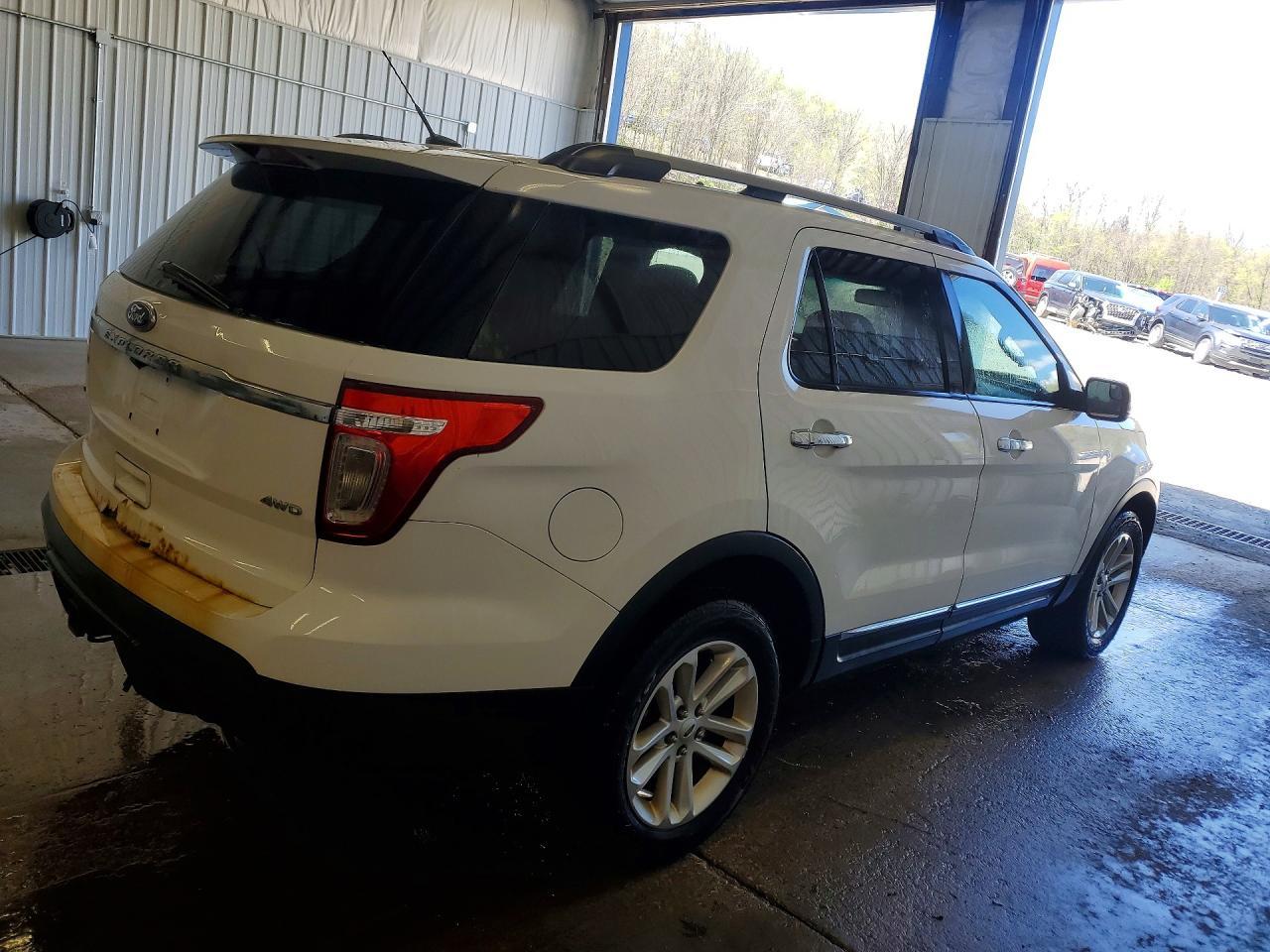 2013 Ford Explorer Xlt - Фото 3